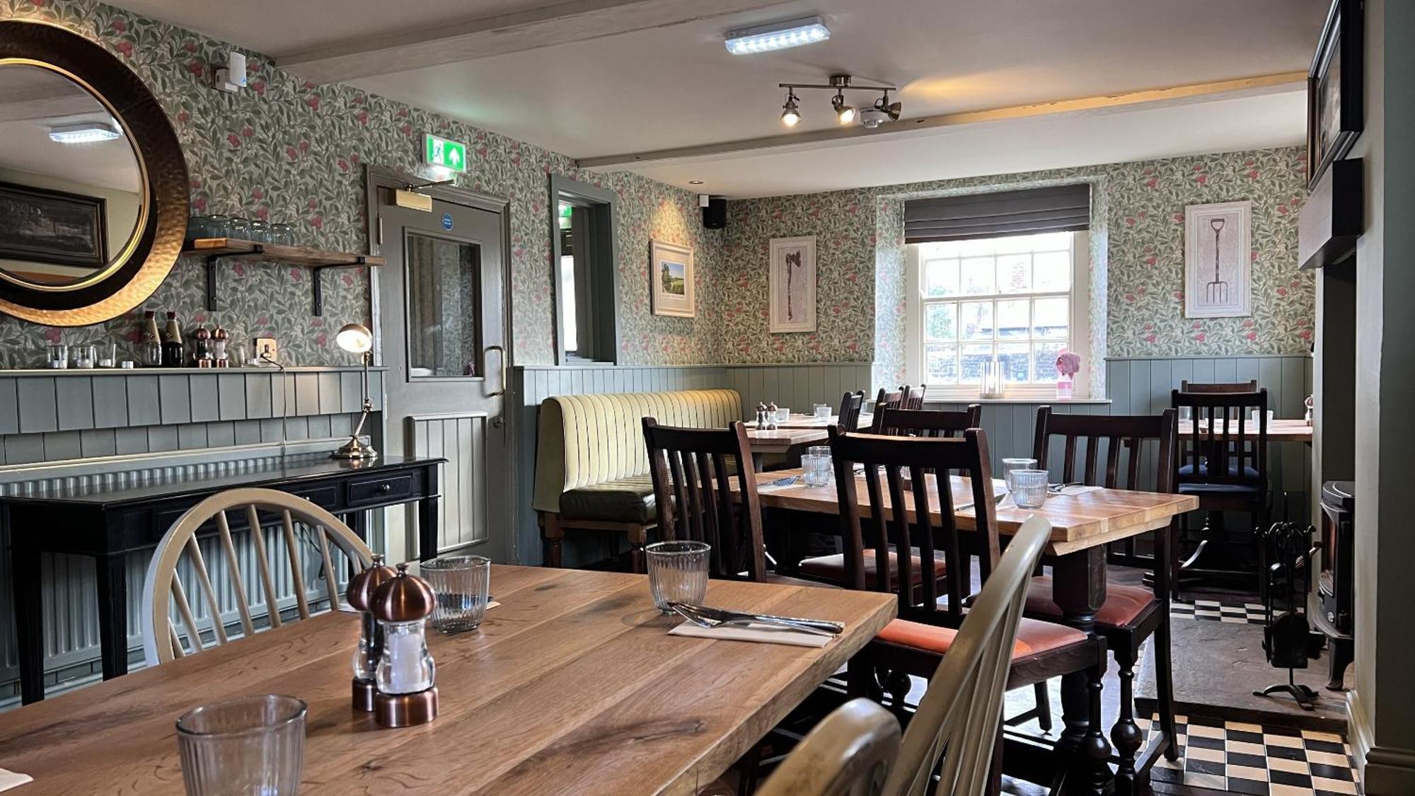 The Forresters Arms Kilburn Kilburn  Extérieur photo