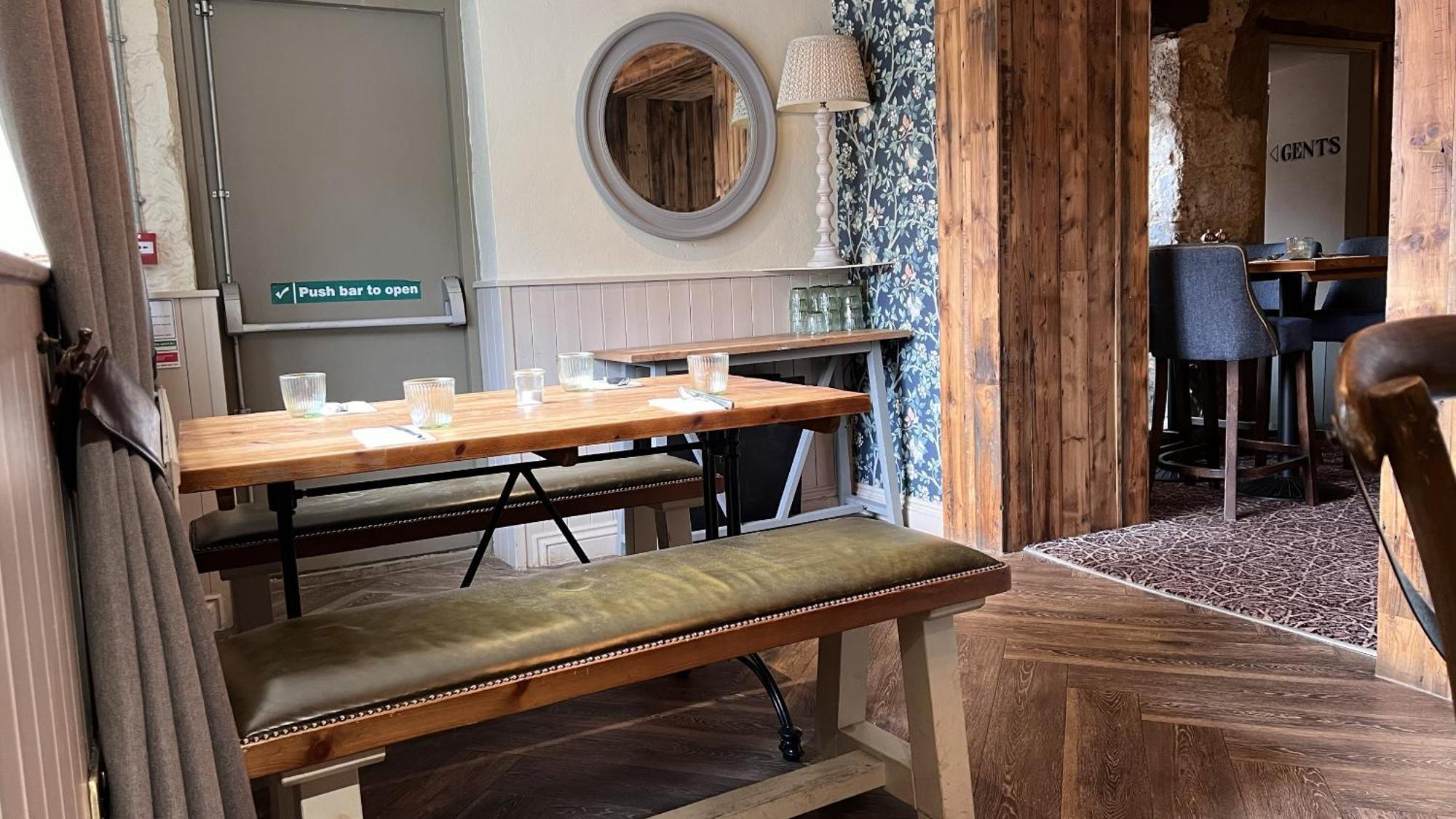 The Forresters Arms Kilburn Kilburn  Extérieur photo