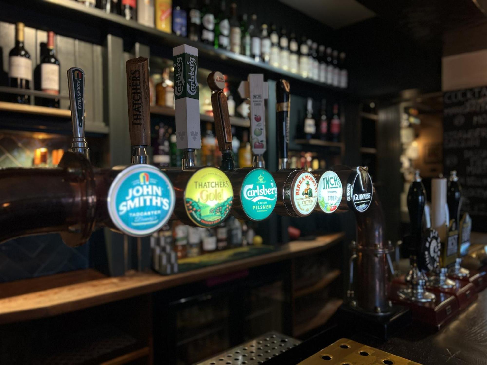 The Forresters Arms Kilburn Kilburn  Extérieur photo